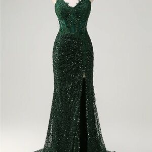 Elegant Green Sequin Evening Gown